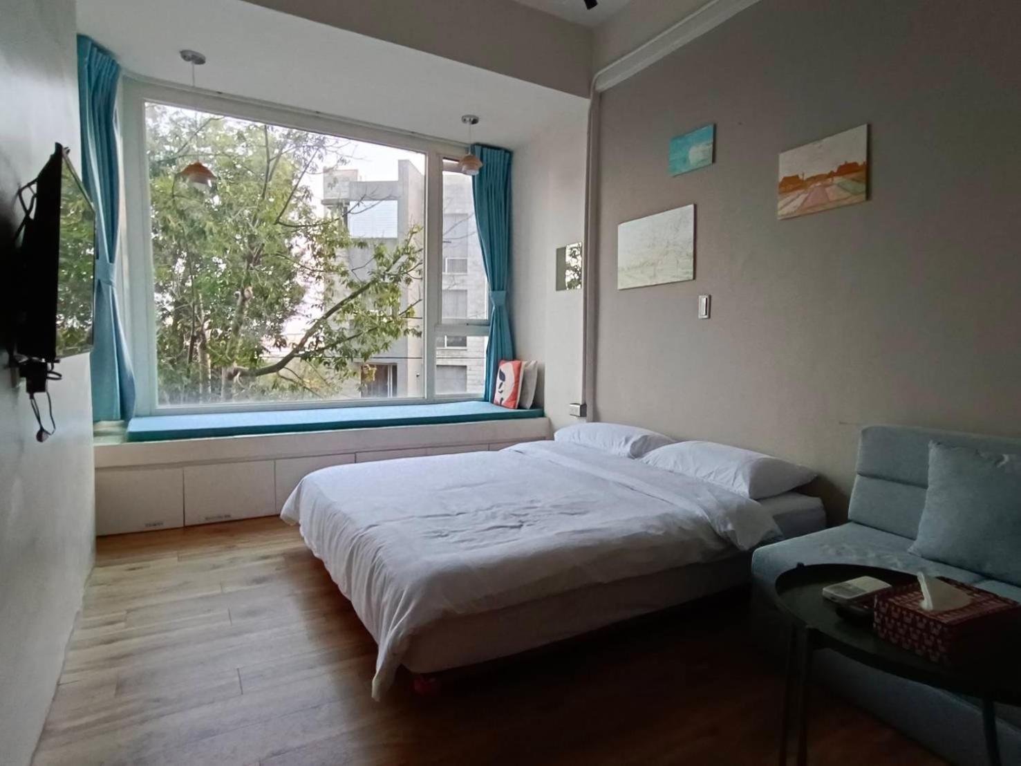東海小時光 Tong Hai Time Homestay 龍井区 エクステリア 写真